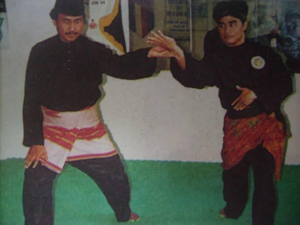 Silat Pulut – Di Antara Tari dan Taring Pendekar